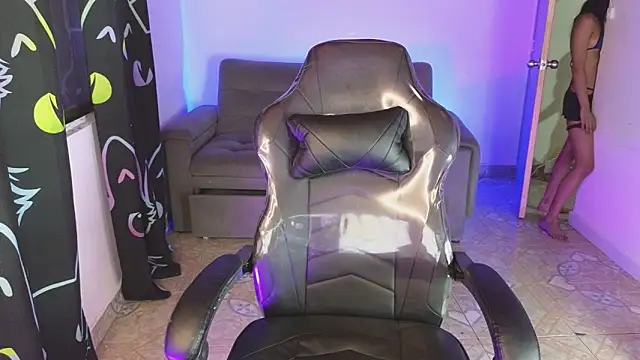 nikolwalter  online show from 23, 4, 2026