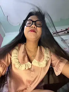 Leeeeiu online show from 21, 4, 2026