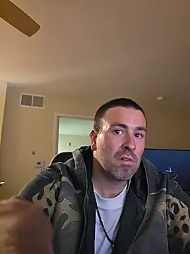 Snapshot of Biggbaddwulf7 chatting on 26, 6, 2026 Biggbaddwulf7 online show from 26, 6, 2026