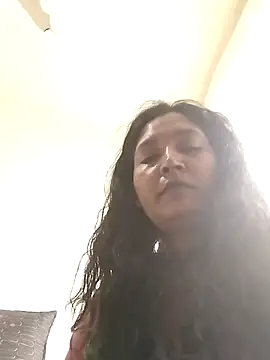 Snapshot of mysteriousgal031 chatting on 2, 3, 2026 mysteriousgal031 online show from 2, 3, 2026