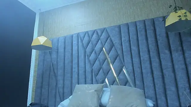 AbbyLoius online show from 25, 3, 2026