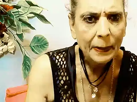 Hot queen58 online show from 24, 5, 2026