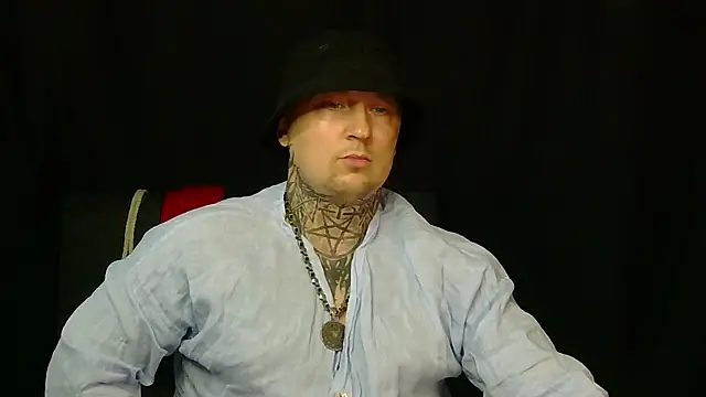 Snapshot of devilWithTats chatting on 11, 7, 2026 devilWithTats online show from 11, 7, 2026
