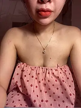 Snapshot of Liisa_loveU chatting on 19, 7, 2026 Liisa loveU online show from 19, 7, 2026