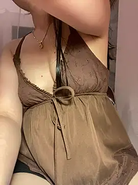 Snapshot of Liisa_loveU chatting on 21, 7, 2026 Liisa loveU online show from 21, 7, 2026