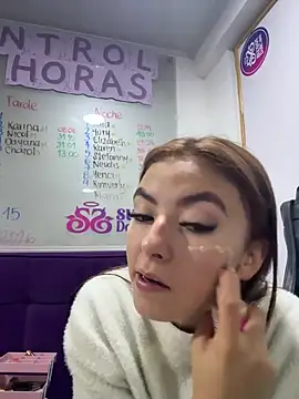   Nahomy online show from 17, 3, 2026