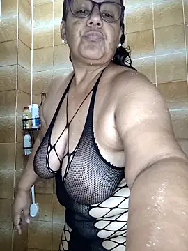 Roxy 77 online show from 14, 4, 2026