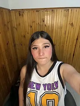 Snapshot of Miss_Dani chatting on 1, 3, 2026 Miss Dani online show from 1, 3, 2026