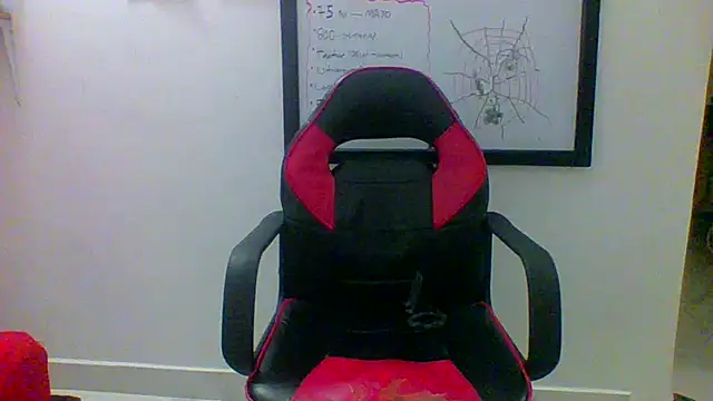 Snapshot of charles_king chatting on 15, 5, 2026 charles king online show from 15, 5, 2026