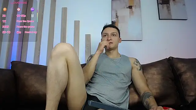 Snapshot of DIEGO_JONES chatting on 8, 7, 2026 DIEGO JONES online show from 8, 7, 2026