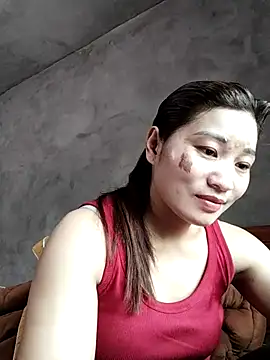 Snapshot of Lilinn_ chatting on 6, 4, 2026 Lilinn online show from 6, 4, 2026