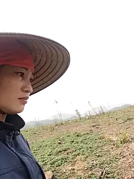 Snapshot of Lilinn_ chatting on 11, 4, 2026 Lilinn online show from 11, 4, 2026