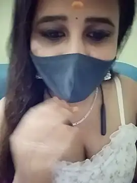 Snapshot of Tamil_Rani- chatting on 7, 7, 2026 Tamil Rani- online show from 7, 7, 2026