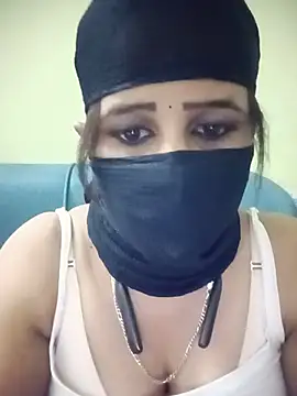 Snapshot of Tamil_Rani- chatting on 14, 7, 2026 Tamil Rani- online show from 14, 7, 2026