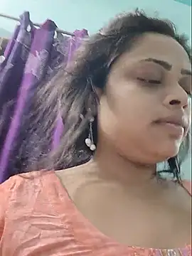Snapshot of Beauty-3 chatting on 17, 7, 2026 Beauty-3 online show from 17, 7, 2026