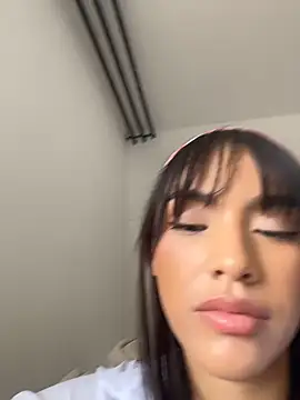 Mia-villalobos online show from 3, 8, 2026