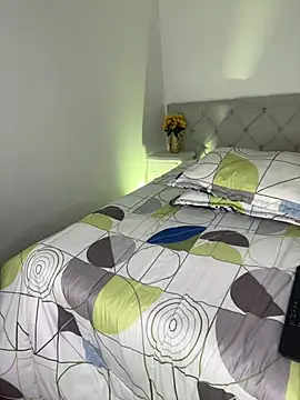 EvaMark  online show from 1, 4, 2026