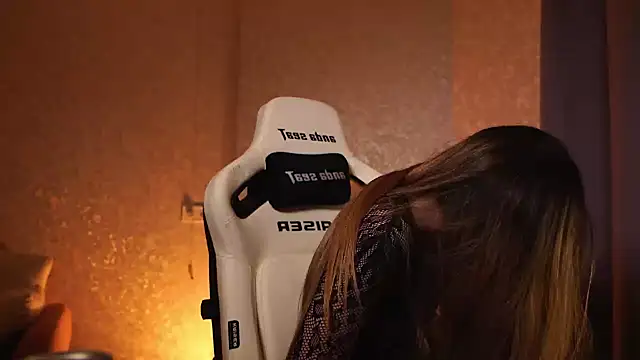 Snapshot of kissandtouch chatting on 2, 3, 2026 kissandtouch online show from 2, 3, 2026