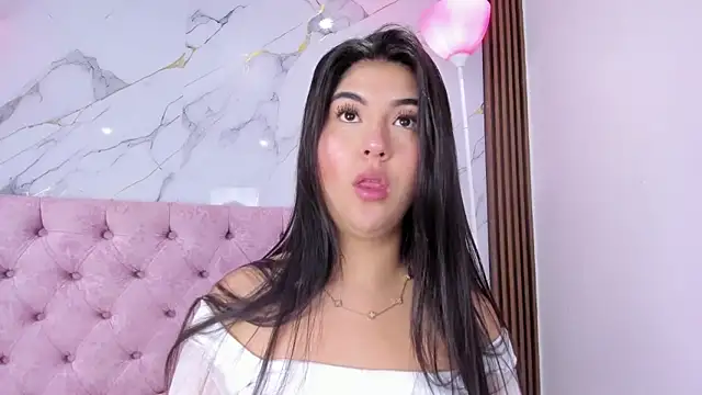 Snapshot of AbrilQuintana_ chatting on 27, 5, 2026 AbrilQuintana online show from 27, 5, 2026
