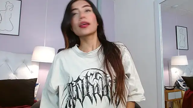 Snapshot of Cataleyaa23 chatting on 4, 5, 2026 Cataleyaa23 online show from 4, 5, 2026