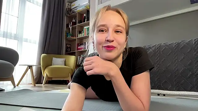 MollyBusy online show from 5, 3, 2026