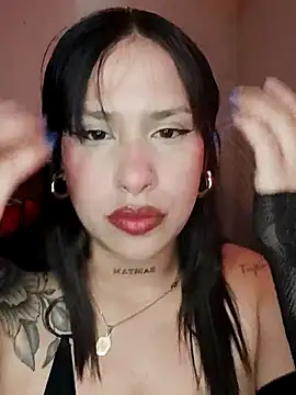 Snapshot of luna_heat chatting on 1, 3, 2026 luna heat online show from 1, 3, 2026