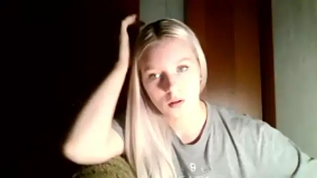 Snapshot of Glowing_Jessica chatting on 11, 3, 2026 Glowing Jessica online show from 11, 3, 2026