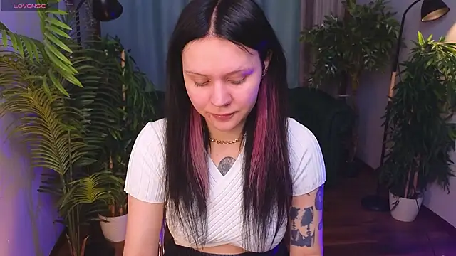 kittenlolla online show from 27, 3, 2026