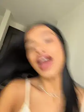 Bella Smithe online show from 13, 4, 2026