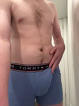 Snapshot of Sexyguyalex1 chatting on 2, 3, 2026 Sexyguyalex1 online show from 2, 3, 2026