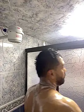 leonartho223 online show from 15, 3, 2026