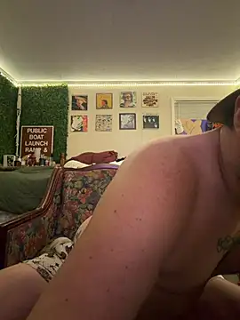 PoundedCajunGuy93 online show from 8, 8, 2026