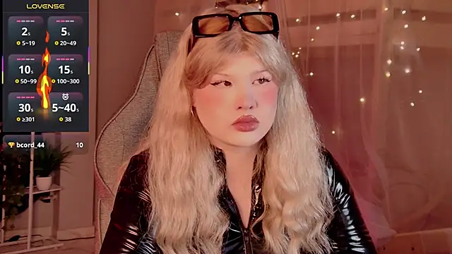 LilithNlsn online show from 27, 5, 2026