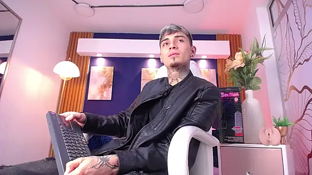 Max Hader  online show from 31, 3, 2026