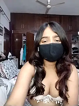 Snapshot of Ishaa_22 chatting on 6, 4, 2026 Ishaa 22 online show from 6, 4, 2026