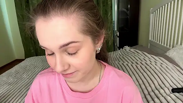 ElizabethHenderson online show from 31, 3, 2026