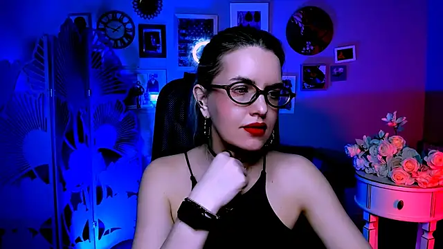 Snapshot of AliceSmite chatting on 23, 4, 2026 AliceSmite online show from 23, 4, 2026