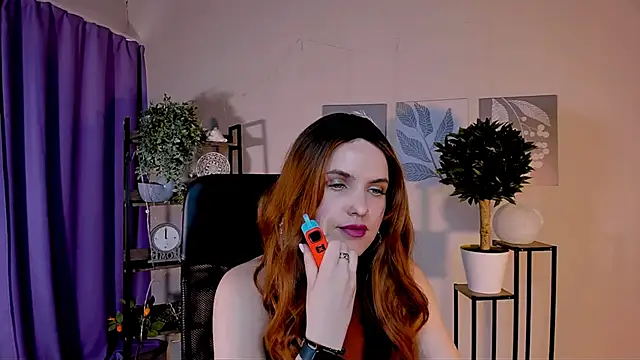 Snapshot of AliceSmite chatting on 17, 5, 2026 AliceSmite online show from 17, 5, 2026