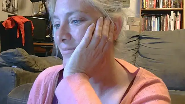 Snapshot of MistyMountains96 chatting on 2, 6, 2026 MistyMountains96 online show from 2, 6, 2026