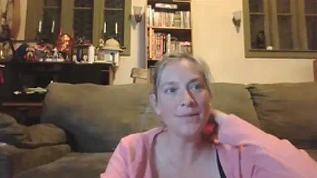 Snapshot of MistyMountains96 chatting on 3, 6, 2026 MistyMountains96 online show from 3, 6, 2026