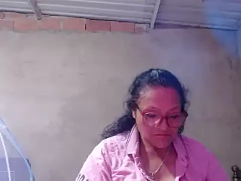 Snapshot of _BellaNocturna chatting on 15, 5, 2026 BellaNocturna online show from 15, 5, 2026