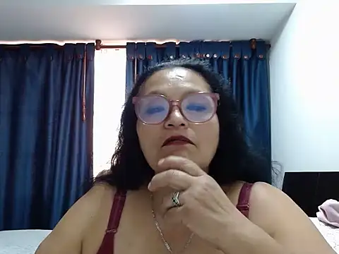 Snapshot of _BellaNocturna chatting on 1, 8, 2026 BellaNocturna online show from 1, 8, 2026