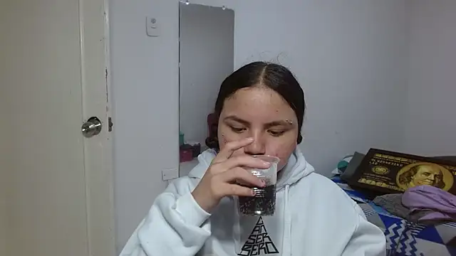 kimmyfuckass online show from 11, 7, 2026