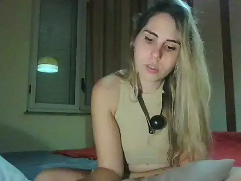 Emilyvuxa online show from 22, 3, 2026