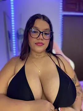 Snapshot of michellesexxxy3 chatting on 16, 7, 2026 michellesexxxy3 online show from 16, 7, 2026