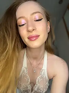 Little Candy 18 online show from 28, 5, 2026