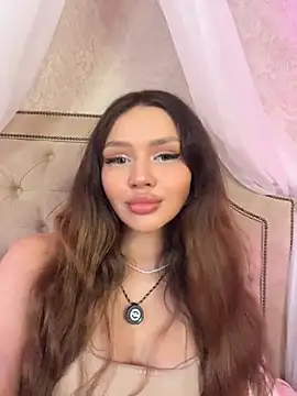 Snapshot of MelanieSutton chatting on 7, 7, 2026 MelanieSutton online show from 7, 7, 2026