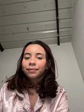 Nicole Cute04 online show from 23, 4, 2026