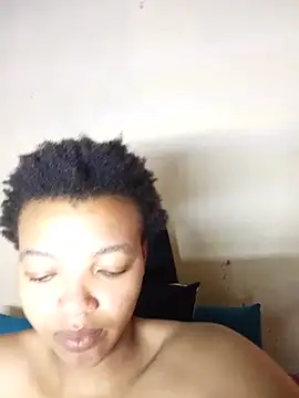 Snapshot of LOLOAVEE chatting on 1, 7, 2026 LOLOAVEE online show from 1, 7, 2026
