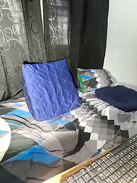 gomitaboy1 online show from 13, 4, 2026